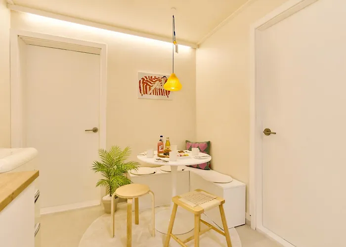 Konkuk Univ & Sungsu The Cozy 1-minute Walk From Konkuk Univ Station Вилла