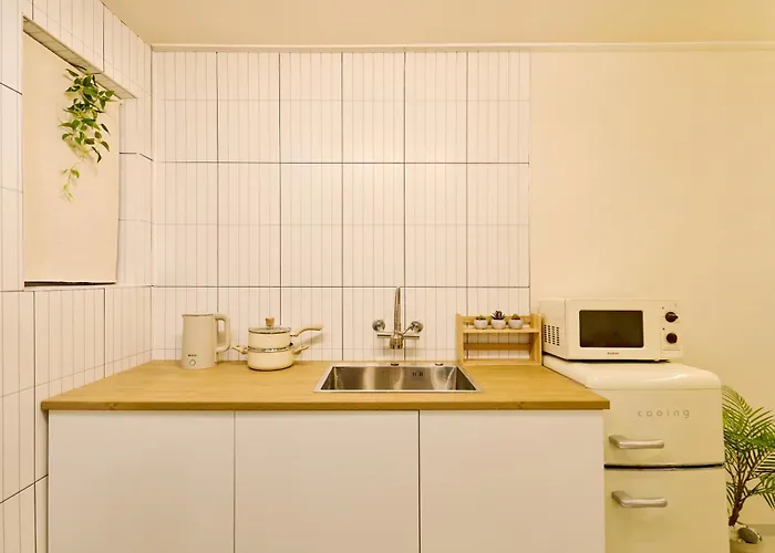 Вилла Konkuk Univ & Sungsu The Cozy 1-minute Walk From Konkuk Univ Station *