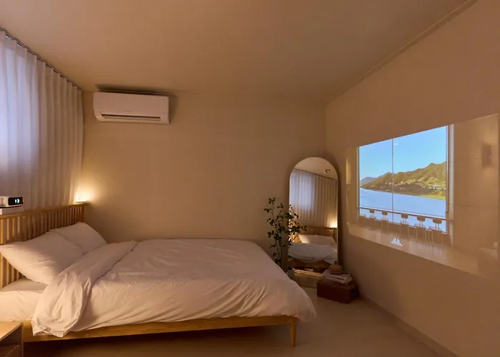 Вилла Konkuk Univ & Sungsu The Cozy 1-minute Walk From Konkuk Univ Station