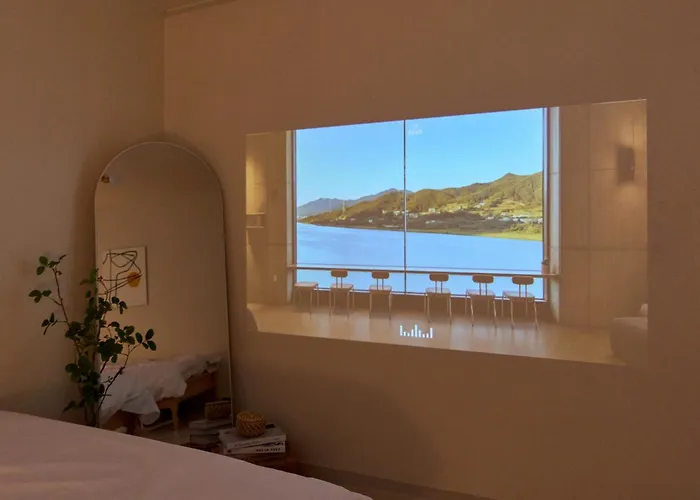 Вилла Konkuk Univ & Sungsu The Cozy 1-minute Walk From Konkuk Univ Station *