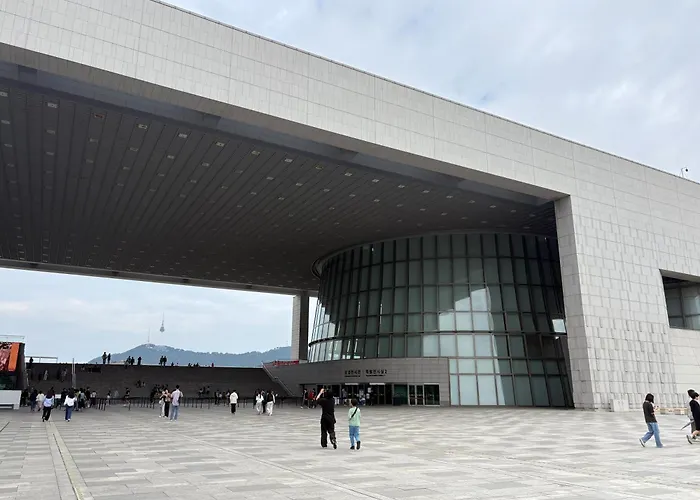 Вилла Konkuk Univ & Sungsu The Cozy 1-minute Walk From Konkuk Univ Station *